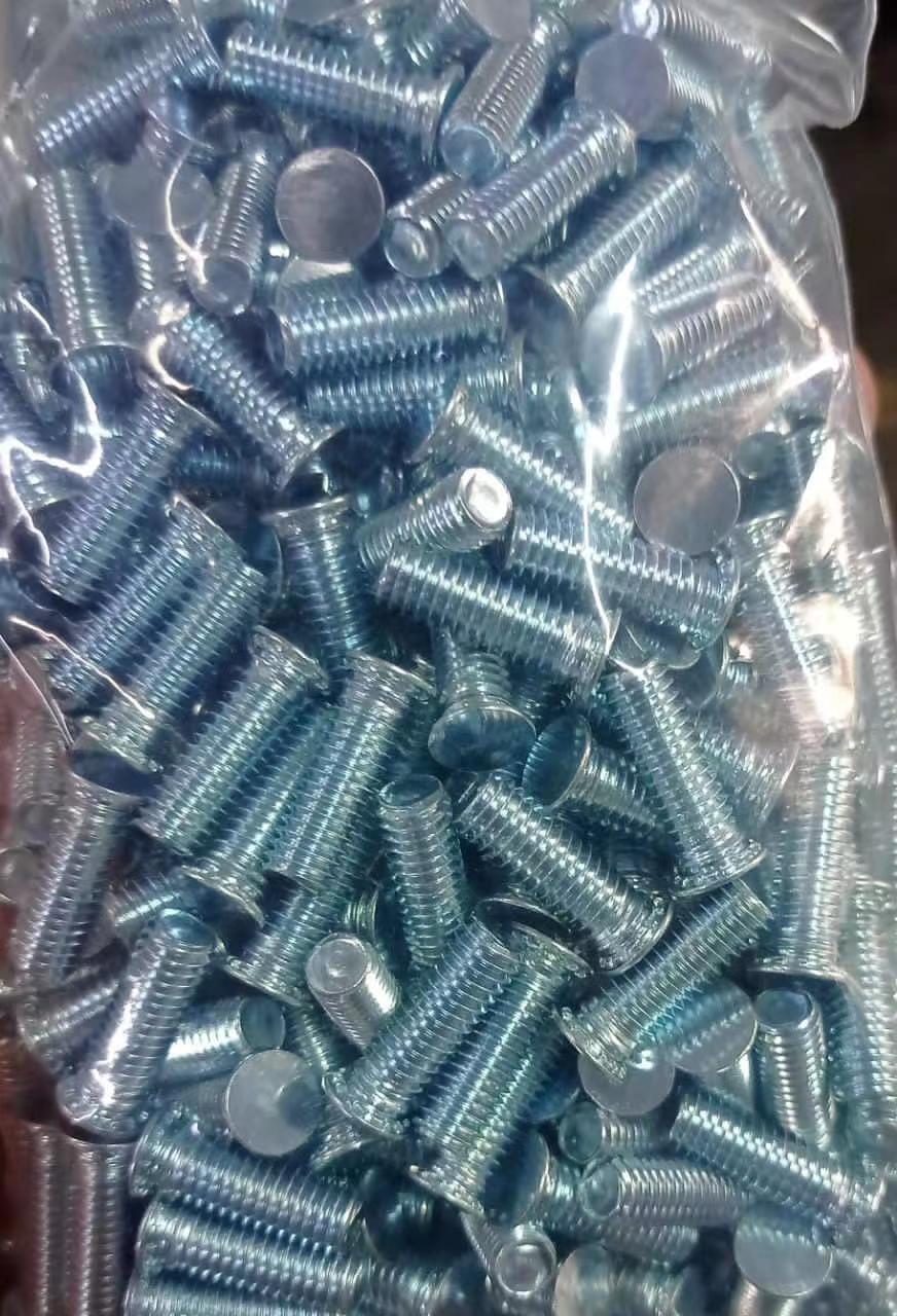 fh-0420-10zi Flush Head Self-Clinch Studs